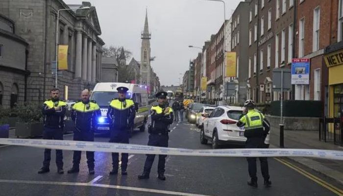 Brasileiro reage a ataque na Irlanda e derruba agressor com golpe de capacete